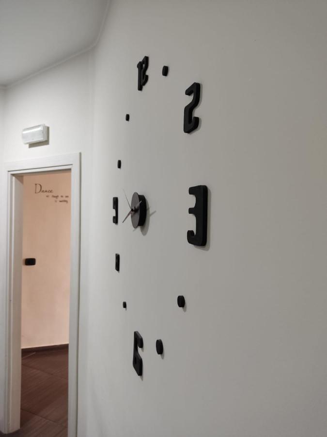 Civico 83 Panzió Reggio di Calabria Kültér fotó